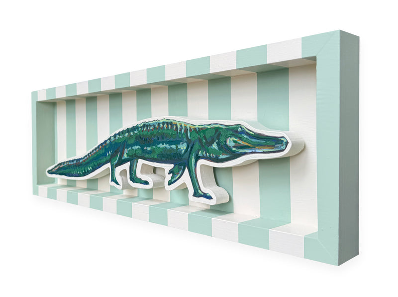 Alligator on Sea & Cream