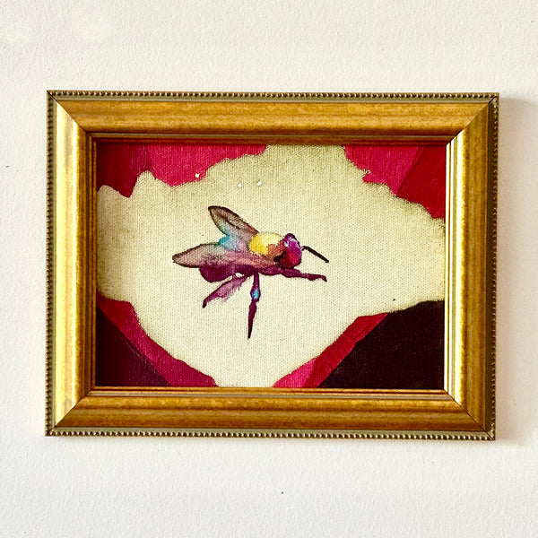 Magenta Bee